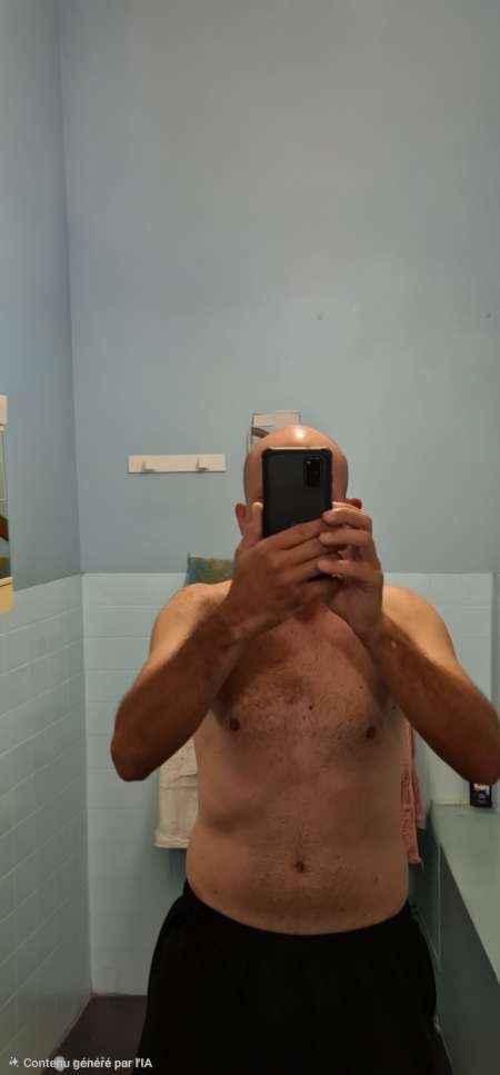 Photo ads/2594000/2594590/a2594590.jpg : Olivier sans tabou cherche femme