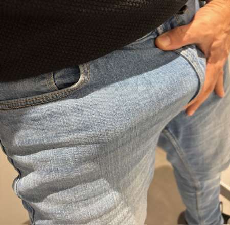 Photo ads/2597000/2597853/a2597853.jpg : Homme en couple pour complice féminine discrète