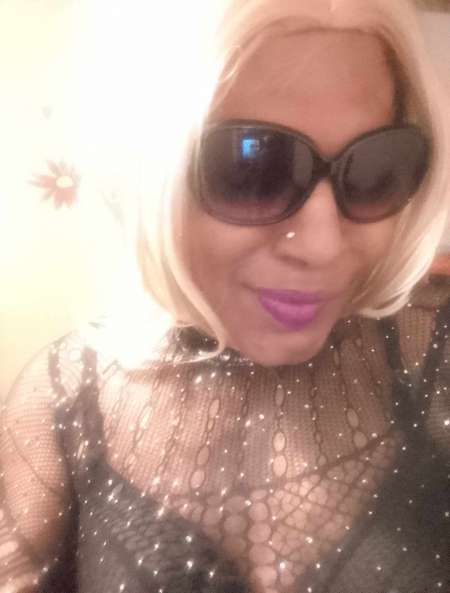 Photo ads/2598000/2598764/a2598764.jpg : Satia androgyne/trav relation sérieuse