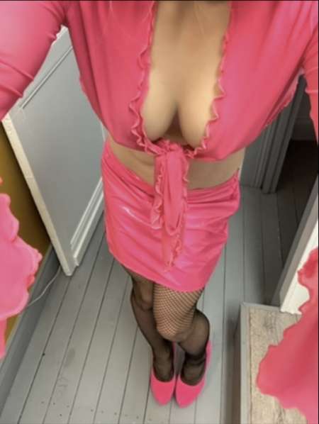 Photo ads/2599000/2599764/a2599764.png : Trav pour rencontre sans blabla ou Gloryhole