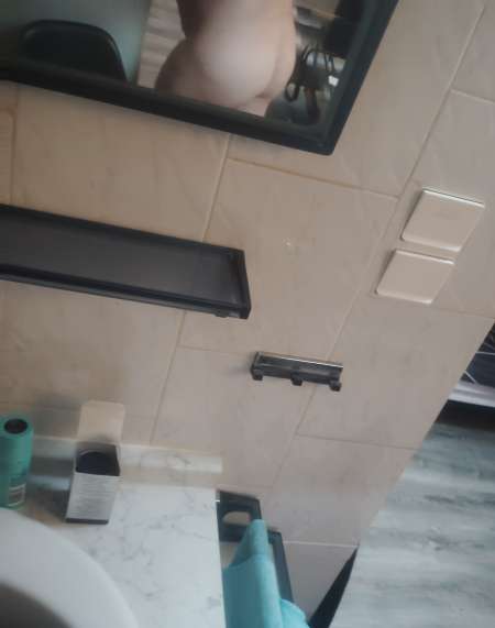 Photo ads/2601000/2601050/a2601050.jpg : Beau soumis pour régaler 1 ou 2 seniors