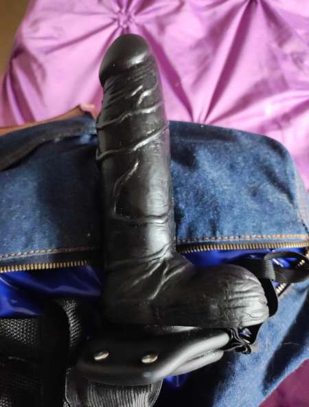 Photo ads/2601000/2601536/a2601536.jpg : Dominante pour soumis