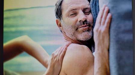 Photo ads/2602000/2602009/a2602009.jpg : Homme sportif recherche femme pour massage