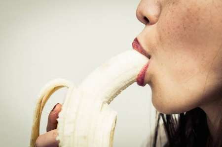 Photo ads/2603000/2603143/a2603143.jpg : H cherche F qui aime sucer nature