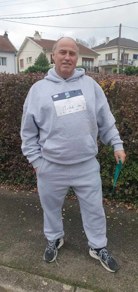 Photo ads/2606000/2606548/a2606548.jpg : je cherche cpl ou femmes