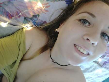 Photo ads/2607000/2607035/a2607035.jpg : Nouvelle coquine disponible pour vous