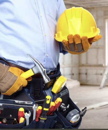 Photo ads/2608000/2608037/a2608037.jpg : Homme bricoleur disponible pour mesdames