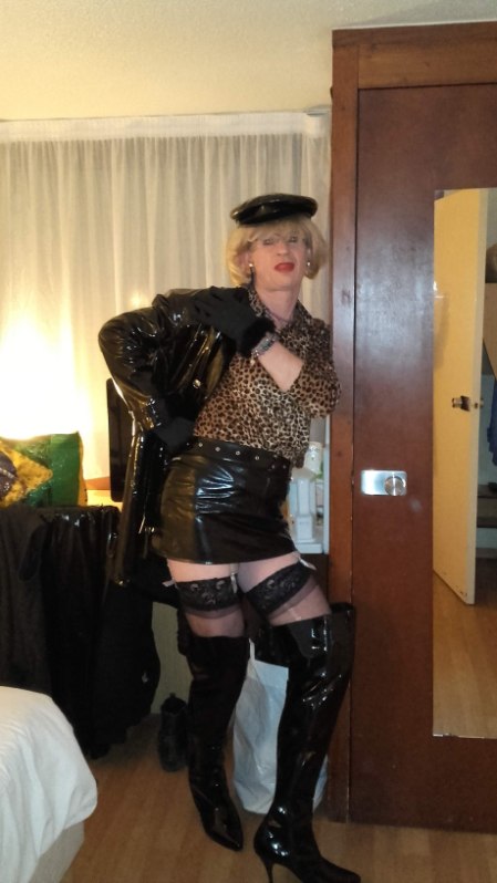 Photo ads/2609000/2609353/a2609353.jpg : Maitre ou maitresse