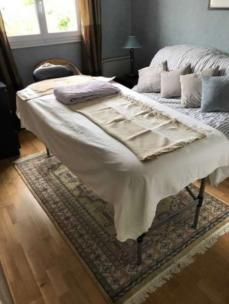 Photo ads/2614000/2614810/a2614810.png : MASSAGES TANTRIQUE et autres pour FEMMES