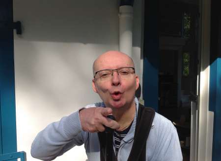 Photo ads/2615000/2615186/a2615186.jpg : HommE mature cherche jolie milf