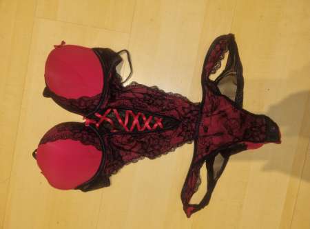 Photo ads/2616000/2616374/a2616374.jpg : Vente sous vêtements