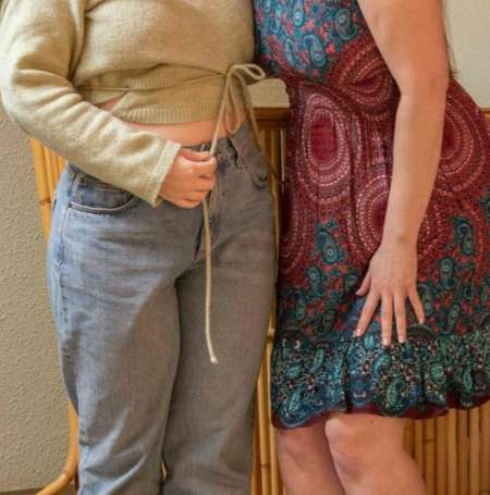 Photo ads/2618000/2618710/a2618710.jpg : Couple de lesbienne pour passer un bon moment.