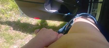 Photo ads/2621000/2621199/a2621199.jpg : Offre plan branlette voiture.