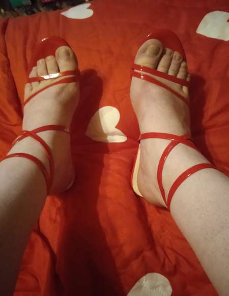 Photo ads/2621000/2621742/a2621742.jpg : Travestie amateur pour couple ou homme hetero