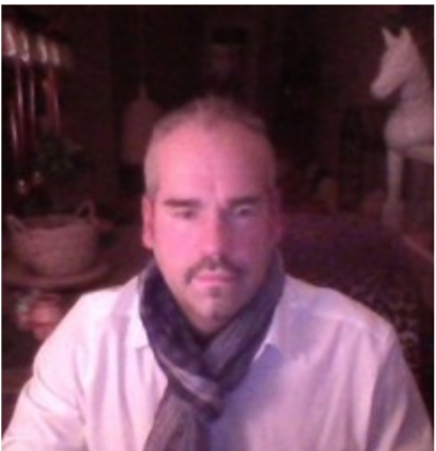 Photo ads/2625000/2625098/a2625098.jpg : Homme toutes mains/homme à tous faire