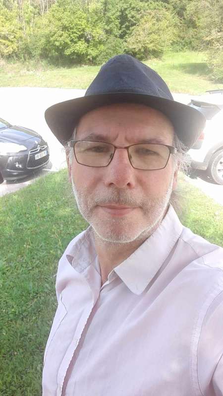 Photo ads/2625000/2625477/a2625477.jpg : amant pour femme libre en couple