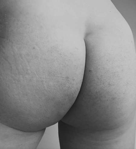 Photo ads/2626000/2626161/a2626161.jpg : Une femme pour m'accompagner sur plage naturiste ?