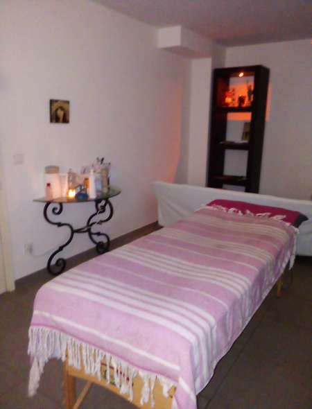 Photo ads/2626000/2626796/a2626796.jpg : EVA MASSEUSE A DOMICILE