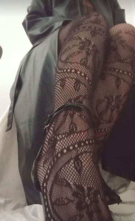 Photo ads/2627000/2627494/a2627494.jpg : Bonjour moi c'est Charlotte