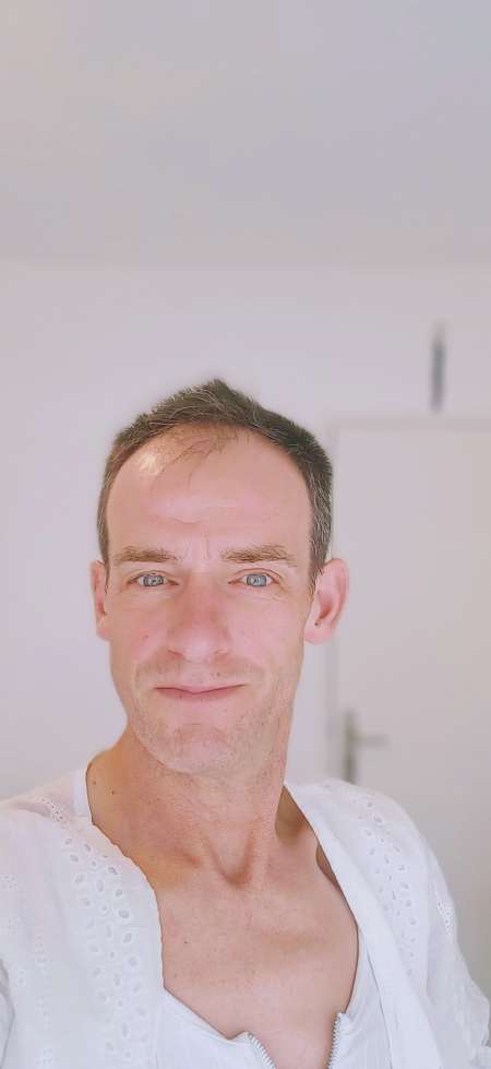 Photo ads/2634000/2634063/a2634063.jpg : Homme marie cherche plan coquins