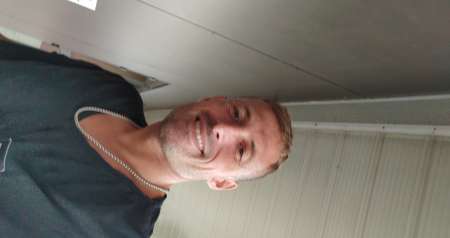 Photo ads/2635000/2635026/a2635026.jpg : Rennais pour étudiante rennaise aimant se faire lé