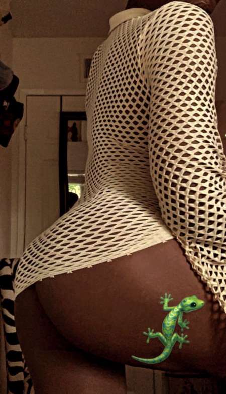 Photo ads/2636000/2636517/a2636517.jpg : Femboy Black Passif dispo Paris