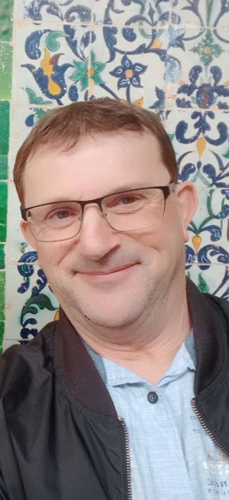 Photo ads/2638000/2638317/a2638317.jpg : Recherche hommes de plus de 50 ans