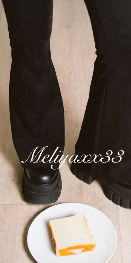 Photo ads/2640000/2640816/a2640816.jpg : Belle marocaine humilie ses subs