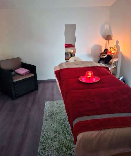 Photo ads/2642000/2642399/a2642399.jpg : Massage sensuel bien être