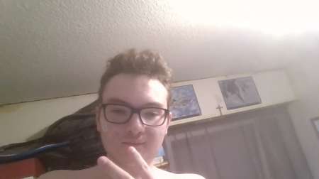 Photo ads/2643000/2643917/a2643917.jpg : JEUNE HOMME POUR FEMME EN MANQUE