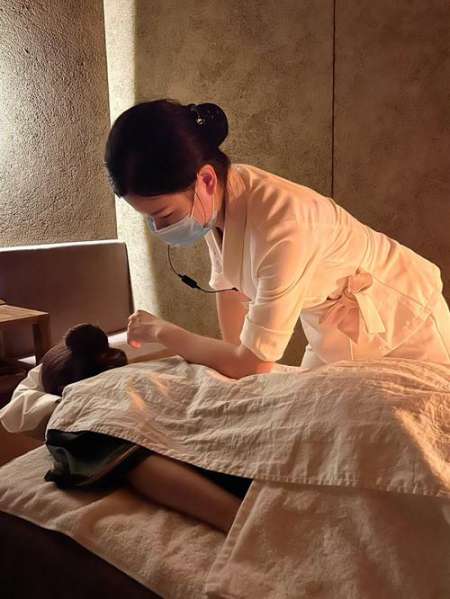 Photo ads/2644000/2644920/a2644920.jpg : salon de modelage à Compiègne