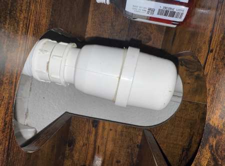 Photo ads/2645000/2645417/a2645417.jpg : Siphon de lavabo à changer