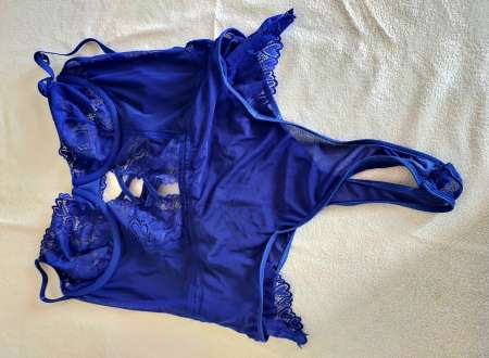 Photo ads/2646000/2646954/a2646954.jpg : Je donne dessous sexy