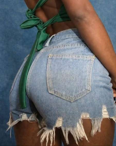 Photo ads/2649000/2649745/a2649745.jpg : Travestie saint benoit