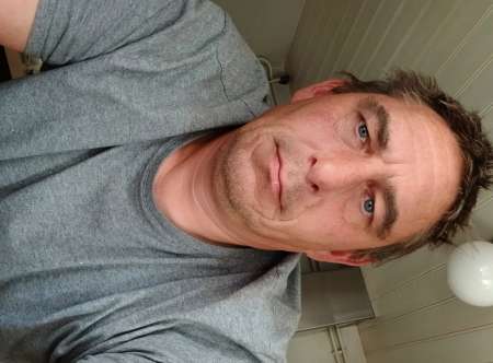 Photo ads/2652000/2652945/a2652945.jpg : Venir me voir suis disponible soir nuit