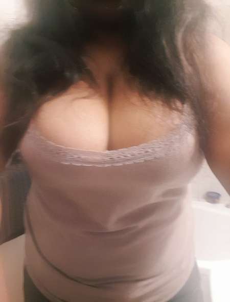 Photo ads/2653000/2653361/a2653361.jpg : Sublime et coquine Natacha de passage dans votre v