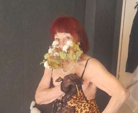 Photo ads/2653000/2653587/a2653587.jpg : SONIA CÂLINE,COQUINE, DOUCE .