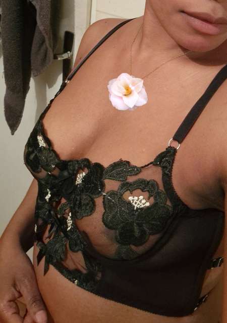 Photo ads/2654000/2654245/a2654245.jpg : Belle femme africaine