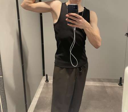 Photo ads/2656000/2656714/a2656714.jpg : Jeune homme pour Milf