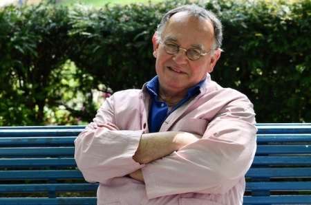 Photo ads/2656000/2656917/a2656917.jpg : Recherche lectrice nue