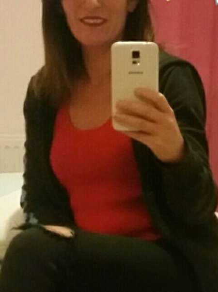 Photo ads/2656000/2656944/a2656944.jpg : Je ch un h pour draguer ma femme et plus si