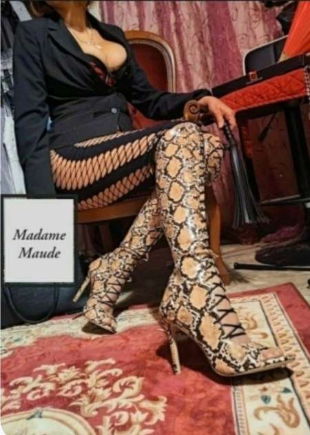 Photo ads/2657000/2657582/a2657582.jpg : Madame Maude Dominatrice BDSM