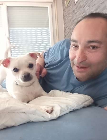 Photo ads/2657000/2657795/a2657795.jpg : Homme légèrement Handicapé cherche femme handicapé