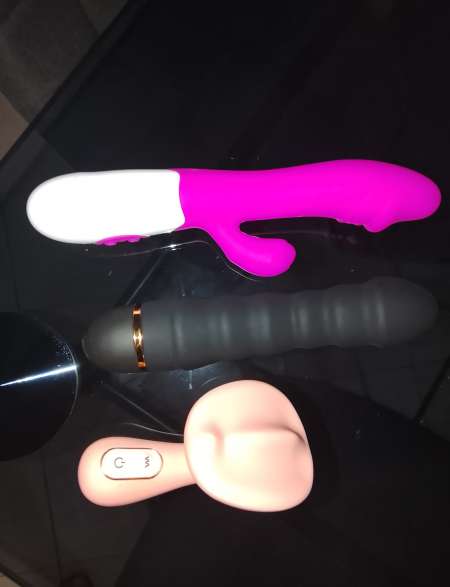 Photo ads/2660000/2660597/a2660597.jpg : Kit de sex toys neuf