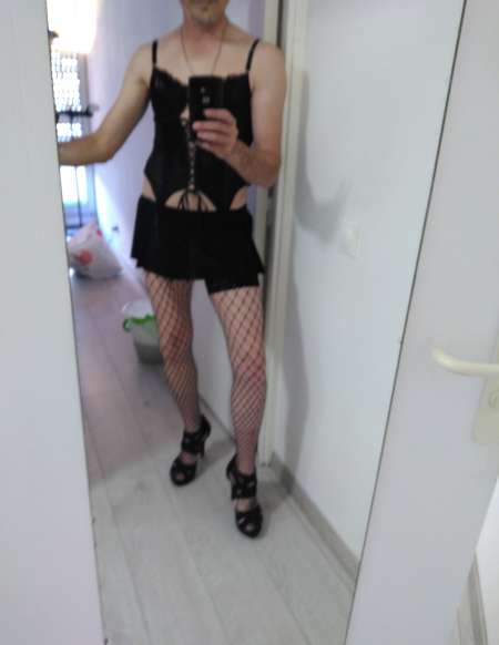 Photo ads/2660000/2660750/a2660750.jpg : trav en trans rech emploi logé si possible