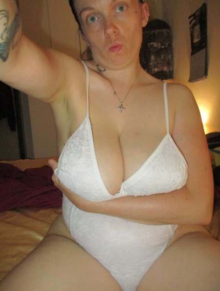 Photo ads/2662000/2662097/a2662097.jpg : culotte portée,photos de nue,vidéos plaisir solo