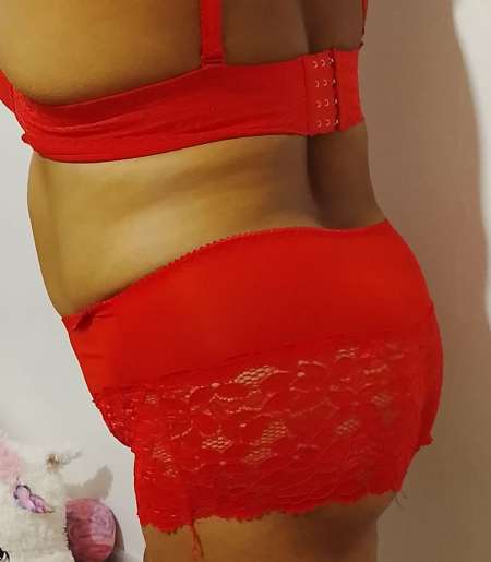 Photo ads/2667000/2667434/a2667434.jpg : Belle femme métisse sensuelle coquine' au Port