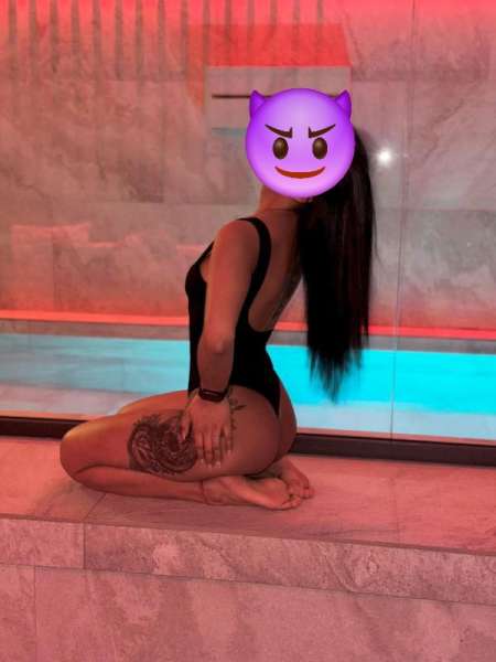 Photo ads/2668000/2668780/a2668780.jpg : NOUVELLE JEUNE FILLE MASSAGE ÉROTIQUE