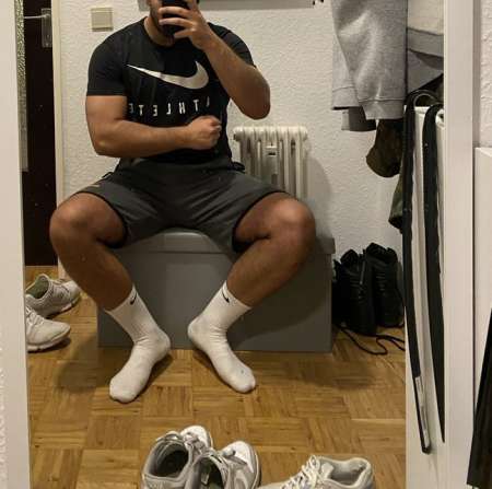 Photo ads/2675000/2675490/a2675490.jpg : Vend caleçons/chaussettes sales