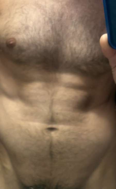 Photo ads/2684000/2684855/a2684855.jpg : musclé mince à baiser et ok exhib visio whattsapp